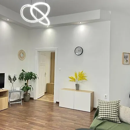 Appartement A Gem In The Heart Of Budapest