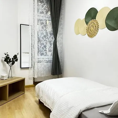 A Gem In The Heart Of Apartmán Budapešť